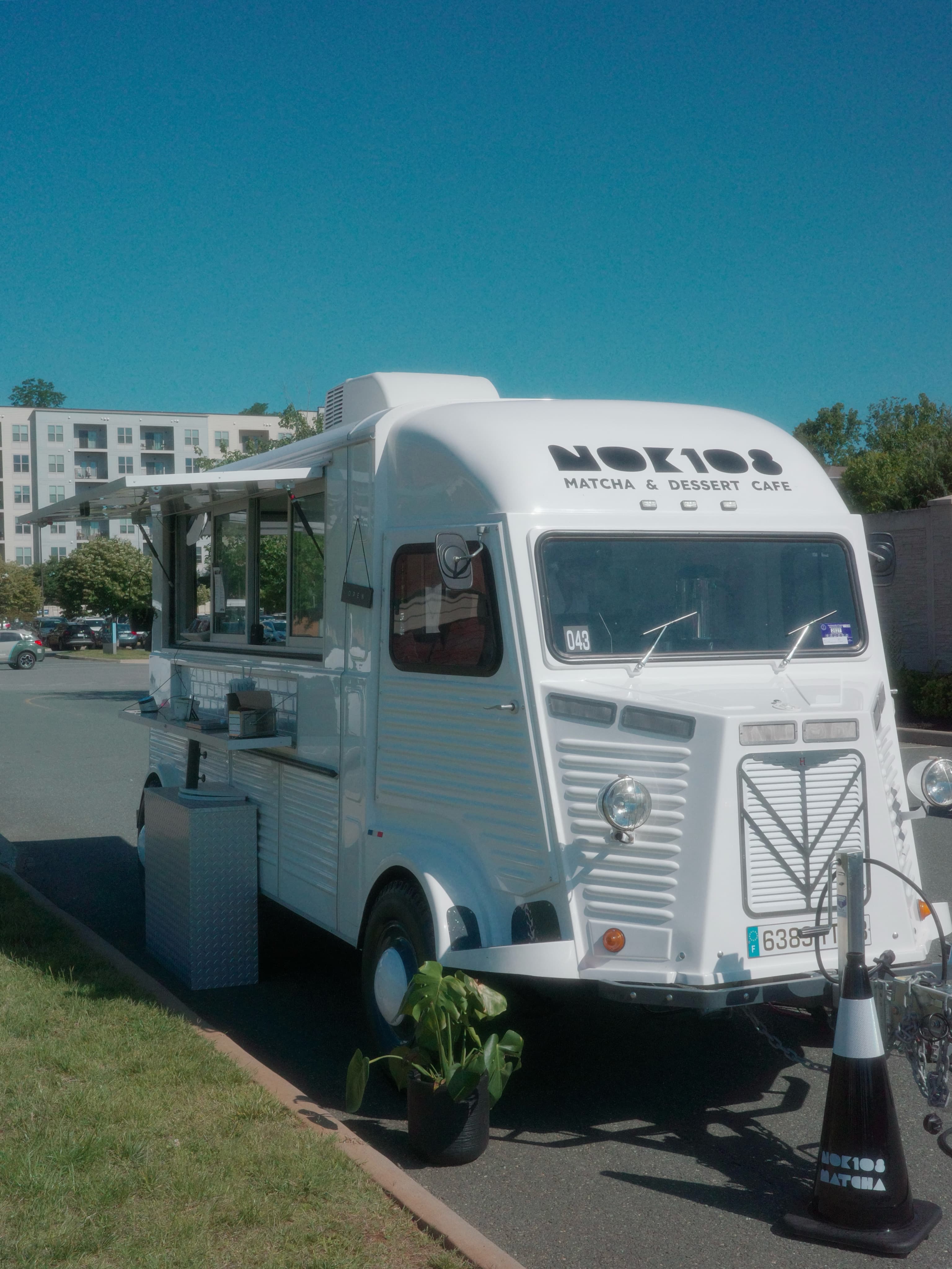 NOK108 vintage Citroën trailer